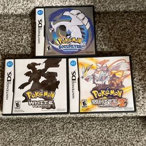 3 Pokémon games white 1 and 2 plus soul silver